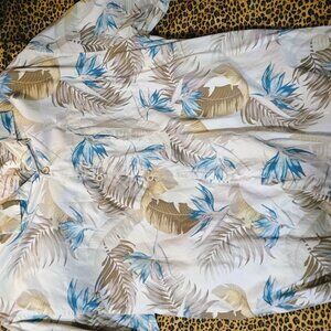 Tommy Bahama floral men shirt size XL